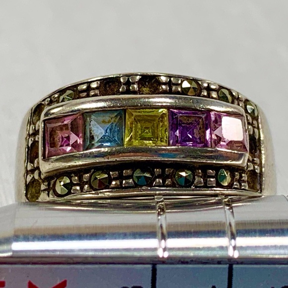 Multi stone ring, size 7.5 - Picture 3 of 6